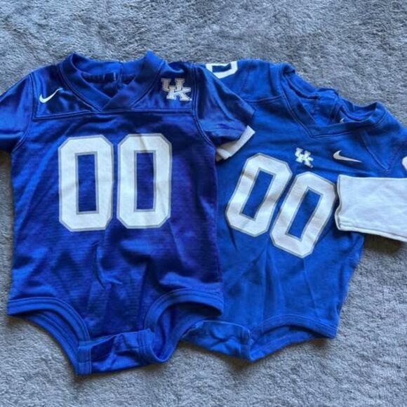 Baby 3/6 Month Nike Kentucky Wildcats Football Jersey Bodysuits - Picture 1 of 1
